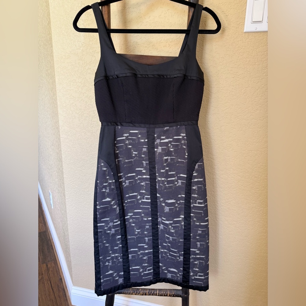 Narciso Rodriguez Printed Knee-Length Dress Size: S | US4, IT40 - Picture 6 of 6